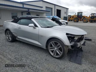 2017 Chevrolet Camaro 1LT z VIN 1G1FB3DS2H0141478, wystawiony jako Copart lot #53981675 z przebiegiem 143 420 mil mil oraz Szkoda całkowita • Salvage title. Historia ofert i sprzedaży dostępna na DreamBid. Obrazek 4.