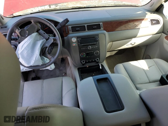 2014 GMC Yukon XL SLT with VIN 1GKS2KE7XER235548, listed as a Copart auction lot 48241365 with 0 mi miles and Salvage Title. Bid and sale history available at carsss.com. Image 8.