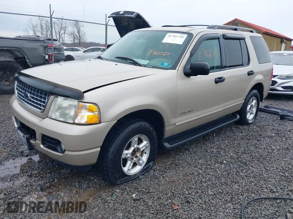 2004 Ford Explorer XLT z VIN 1FMZU73K04UB14916, wystawiony jako IAAI lot #41782710 z przebiegiem Nie podano mil oraz . Historia ofert i sprzedaży dostępna na DreamBid. Obrazek 2.