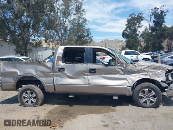2004 Ford F-150 XLT with VIN 1FTPW14524KD13974, listed as a IAAI auction lot 42054083 with 282,090 mi miles and . Bid and sale history available at DreamBid. Image 12.