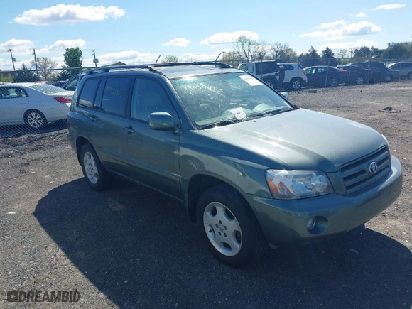 2006 Toyota Highlander w/3rd Row with VIN JTEEP21A560175515, listed as a IAAI auction lot 42037413 with 222,044 mi miles. Bid and sale history available at carsss.com. Image 1.