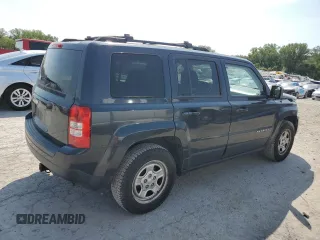 2014 Jeep Patriot Altitude with VIN 1C4NJPBA0ED552471, listed as a Copart auction lot 68927804 with 161,570 mi miles and Salvage Title. Bid and sale history available at DreamBid. Image 3.