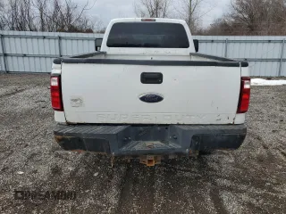 2008 Ford Super Duty F-250 SRW XL with VIN 1FTSX20R28EC80064, listed as a Copart auction lot 86176914 with 382,622 mi miles and Clean Title. Bid and sale history available at carsss.com. Image 6.