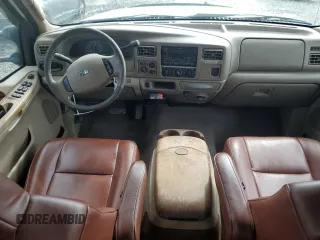 2004 Ford F-250 XL с VIN 1FTNW21PX4ED74149, выставлен на аукционе Copart как лот 60863395 с пробегом 377 830 миль миль и Списание • Salvage title. История ставок и продаж доступна на DreamBid. Изображение 8.