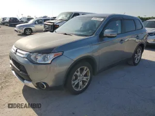 2015 Mitsubishi Outlander SE with VIN JA4AD3A35FZ006331, listed as a Copart auction lot 62083985 with 179,497 mi miles and Clean title. Bid and sale history available at DreamBid. Image 1.