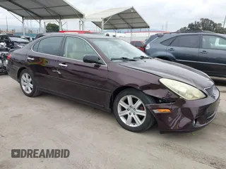 2005 Lexus ES 330 with VIN JTHBA30G955061537, listed as a IAAI auction lot 42024501 with 131,132 mi miles. Bid and sale history available at carsss.com. Image 1.