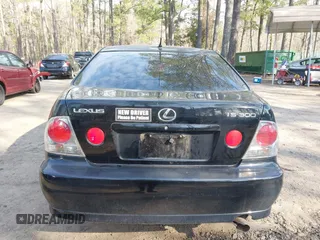 2001 Lexus IS 300/350 z VIN JTHBD182810028735, wystawiony jako IAAI lot #41863236 z przebiegiem 209 175 mil mil oraz . Historia ofert i sprzedaży dostępna na DreamBid. Obrazek 17.