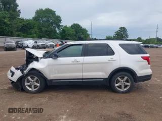 2018 Ford Explorer XLT with VIN 1FM5K7D82JGA54896, listed as a IAAI auction lot 42105397 with Not provided miles and . Bid and sale history available at DreamBid. Image 15.