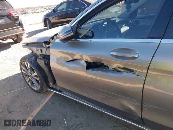 2019 Mercedes-Benz C 300 with VIN 55SWF8DB5KU308237, listed as a IAAI auction lot 41865845 with 80,975 mi miles and . Bid and sale history available at DreamBid. Image 17.
