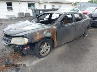 2013 Dodge Avenger SXT z VIN 1C3CDZCB1DN626270, wystawiony jako IAAI lot #42196843 z przebiegiem 108 026 mil mil oraz . Historia ofert i sprzedaży dostępna na DreamBid. Obrazek 6.