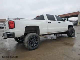 2014 Chevrolet Silverado 1500 LT with VIN 3GCUKREC0EG309800, listed as a Copart auction lot 44259125 with 223,696 mi miles and Clean Title. Bid and sale history available at carsss.com. Image 3.