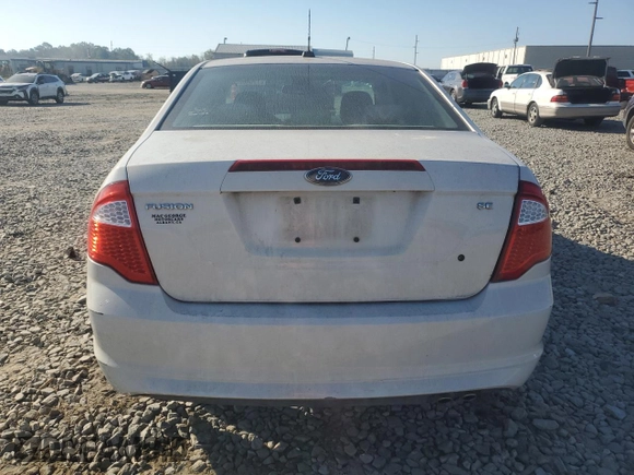 2010 Ford Fusion SE with VIN 3FAHP0HAXAR403910, listed as a Copart auction lot 77546624 with 225,684 mi miles and Salvage Title. Bid and sale history available at DreamBid. Image 6.