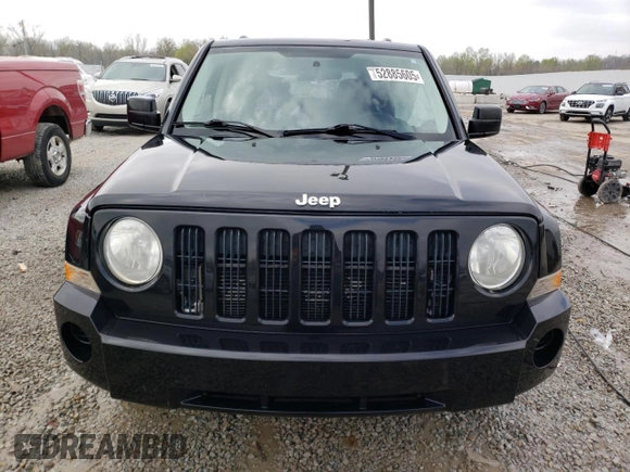 2009 Jeep Patriot Sport z VIN 1J4FF28B19D107312, wystawiony jako Copart lot #52885605 z przebiegiem 149 985 mil mil oraz Nie do naprawy • Non repairable. Historia ofert i sprzedaży dostępna na DreamBid. Obrazek 5.