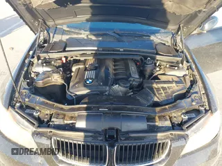 2007 BMW 3 Series 328i with VIN WBAVA33517KX71235, listed as a IAAI auction lot 41844096 with 202,111 mi miles and . Bid and sale history available at DreamBid. Image 10.