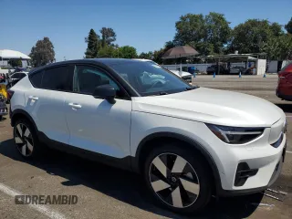 2022 Volvo C40 Recharge Pure Electric Ultimate with VIN YV4ED3GB9N2005757, listed as a Copart auction lot 58336704 with 6,927 mi miles and Salvage Title. Bid and sale history available at carsss.com. Image 4.