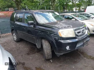 2009 Honda Pilot EX-L with VIN 5FNYF38529B027752, listed as a IAAI auction lot 42529338 with 206,551 mi miles and . Bid and sale history available at DreamBid. Image 1.