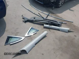 2018 Tesla Model 3 Long Range Battery z VIN 5YJ3E1EB3JF178812, wystawiony jako IAAI lot #42124838 z przebiegiem 124 229 mil mil oraz . Historia ofert i sprzedaży dostępna na DreamBid. Obrazek 12.