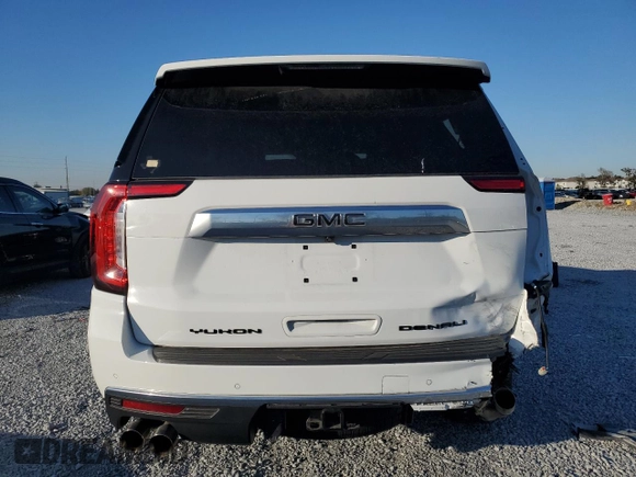 2024 GMC Yukon Denali with VIN 1GKS2DKLXRR105675, listed as a Copart auction lot 85982434 with 14,991 mi miles and Salvage Title. Bid and sale history available at carsss.com. Image 6.