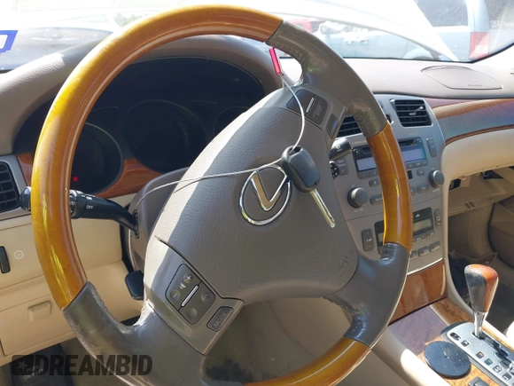 2005 Lexus ES 350 with VIN JTHBA30G655081213, listed as a IAAI auction lot 42203943 with 236,844 mi miles and . Bid and sale history available at DreamBid. Image 11.