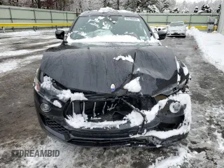 2019 Maserati Levante z VIN ZN661XUA0KX333990, wystawiony jako Copart lot #44766325 z przebiegiem Nie podano mil oraz Szkoda całkowita • Salvage title. Historia ofert i sprzedaży dostępna na DreamBid. Obrazek 5.