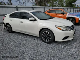 2017 Nissan Altima 2.5 SR with VIN 1N4AL3AP6HC272738, listed as a Copart auction lot 48463865 with 174,828 mi miles and Non Repairable. Bid and sale history available at carsss.com. Image 4.