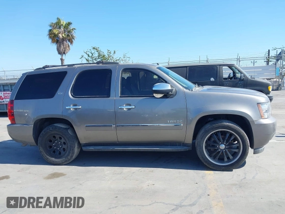 2012 Chevrolet Tahoe LTZ с VIN 1GNSCCE08CR297245, выставлен на аукционе IAAI как лот 40194964 с пробегом 117 007 миль миль и . История ставок и продаж доступна на DreamBid. Изображение 13.