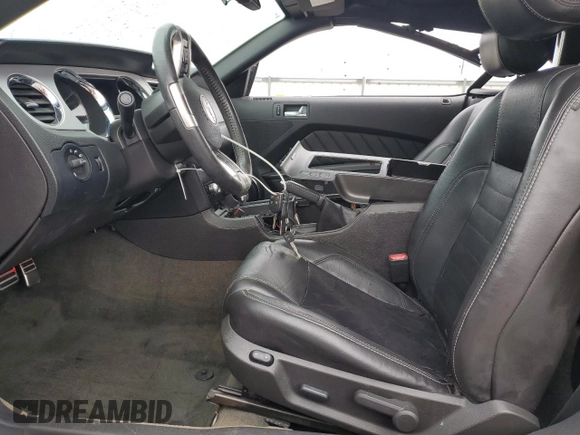 2014 Ford Mustang V6 with VIN 1ZVBP8EM9E5249726, listed as a Copart auction lot 44850925 with 93,796 mi miles and Non Repairable. Bid and sale history available at carsss.com. Image 7.