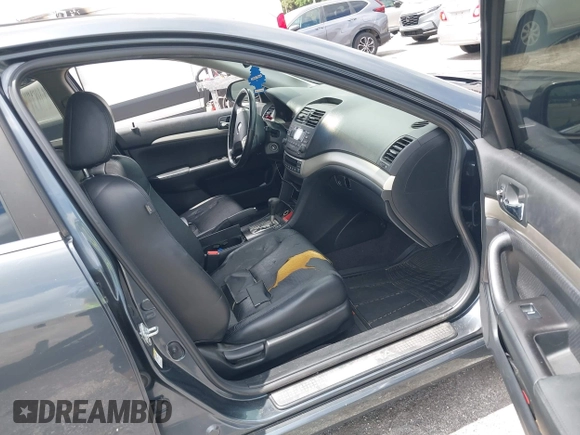 2004 Acura TSX with VIN JH4CL96804C038305, listed as a IAAI auction lot 42741922 with 158,563 mi miles and . Bid and sale history available at DreamBid. Image 5.