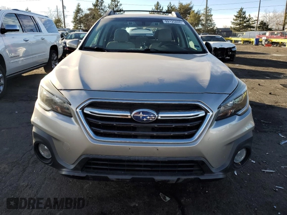 2018 Subaru Outback Premium z VIN 4S4BSAHC7J3256820, wystawiony jako Copart lot #89125935 z przebiegiem 130 673 mil mil oraz Szkoda całkowita • Salvage title. Historia ofert i sprzedaży dostępna na DreamBid. Obrazek 5.
