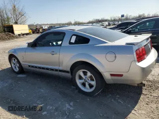 2007 Ford Mustang Deluxe with VIN 1ZVFT80N575215461, listed as a Copart auction lot 52195395 with Not Provided miles and Clean Title. Bid and sale history available at carsss.com. Image 2.