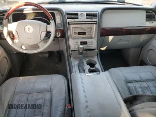 2004 Lincoln Navigator Luxury with VIN 5LMFU28R24LJ15449, listed as a Copart auction lot 44177095 with 269,923 mi miles and Salvage Title. Bid and sale history available at carsss.com. Image 8.