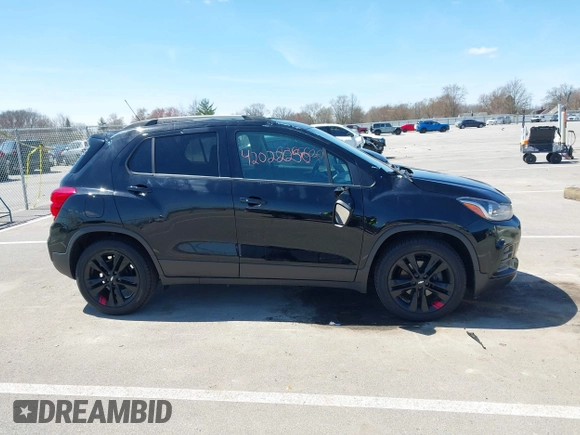2020 Chevrolet Trax LT z VIN 3GNCJLSB4LL319247, wystawiony jako IAAI lot #42022250 z przebiegiem 74 877 mil mil oraz . Historia ofert i sprzedaży dostępna na DreamBid. Obrazek 13.