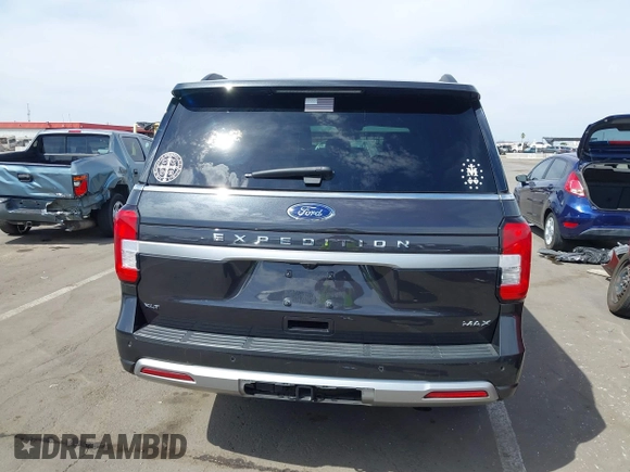 2023 Ford Expedition Max XLT with VIN 1FMJK1J8XPEA46999, listed as a IAAI auction lot 41892024 with 18,513 mi miles and . Bid and sale history available at DreamBid. Image 16.