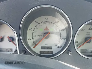 1999 Mercedes-Benz SLK 230/320 z VIN WDBKK47F7XF126995, wystawiony jako IAAI lot #42453023 z przebiegiem 215 676 mil mil oraz . Historia ofert i sprzedaży dostępna na DreamBid. Obrazek 7.