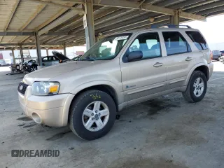 2007 Ford Escape Hybrid with VIN 1FMCU49H27KB80996, listed as a Copart auction lot 50178495 with 161,080 mi miles and Salvage Title. Bid and sale history available at carsss.com. Image 1.