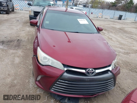2016 Toyota Camry XLE with VIN 4T1BF1FKXGU533008, listed as a IAAI auction lot 41957727 with 184,022 mi miles. Bid and sale history available at carsss.com. Image 12.