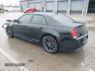 2021 Chrysler 300 Touring with VIN 2C3CCARGXMH576100, listed as a IAAI auction lot 41650864 with 104,222 mi miles. Bid and sale history available at carsss.com. Image 3.