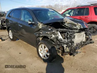 2012 Kia Sorento LX with VIN 5XYKT4A19CG271085, listed as a Copart auction lot 46863945 with 145,472 mi miles and Salvage Title. Bid and sale history available at carsss.com. Image 4.