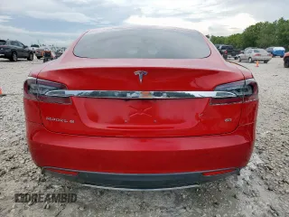 2014 Tesla Model S 60 with VIN 5YJSA1H11EFP43669, listed as a Copart auction lot 62368605 with Not provided miles and Salvage title. Bid and sale history available at DreamBid. Image 6.