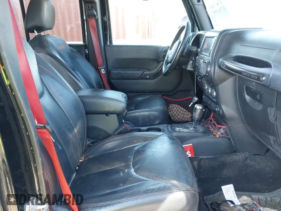 2017 Jeep Wrangler Unlimited Rubicon Recon с VIN 1C4HJWFG0HL737779, выставлен на аукционе IAAI как лот 41396395 с пробегом 125 845 миль миль и . История ставок и продаж доступна на DreamBid. Изображение 5.