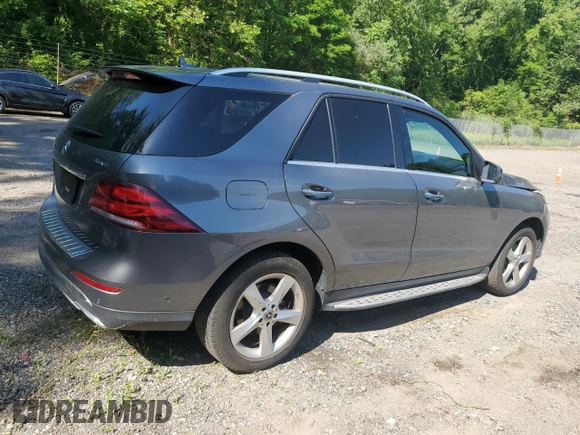 2018 Mercedes-Benz GLE 350 z VIN 4JGDA5HB6JB200366, wystawiony jako Copart lot #62200145 z przebiegiem 68 299 mil mil oraz Szkoda całkowita • Salvage title. Historia ofert i sprzedaży dostępna na DreamBid. Obrazek 3.