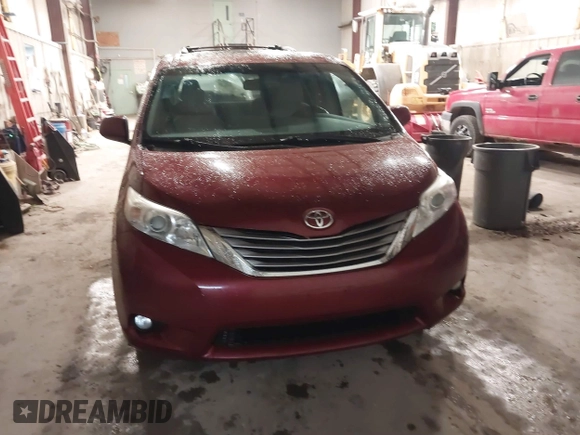 2015 Toyota Sienna Ltd with VIN 5TDDK3DC9FS121889, listed as a IAAI auction lot 41739208 with 194,548 mi miles. Bid and sale history available at carsss.com. Image 12.