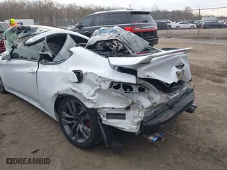 2014 Hyundai Genesis Coupe 3.8 Ultimate with VIN KMHHU6KJ3EU118037, listed as a IAAI auction lot 41898372 with 1 mi miles. Bid and sale history available at carsss.com. Image 6.
