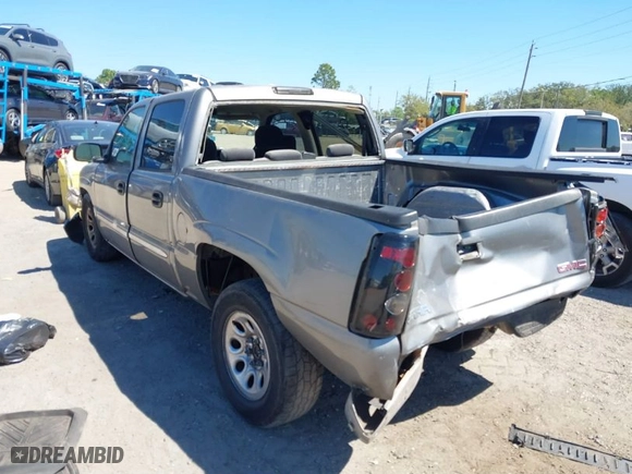 2007 GMC Sierra 1500 Classic SL with VIN 2GTEC13VX71162484, listed as a IAAI auction lot 41786748 with 383,881 mi miles. Bid and sale history available at carsss.com. Image 3.