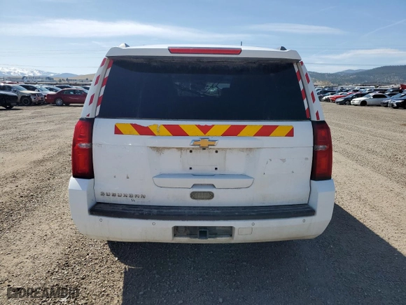 2018 Chevrolet Suburban LT with VIN 1GNSKHKC2JR395005, listed as a Copart auction lot 52814995 with 269,435 mi miles and Clean Title. Bid and sale history available at carsss.com. Image 6.
