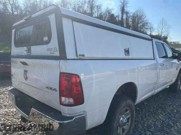 2018 Ram 2500 Big Horn with VIN 3C6UR5JJ3JG277483, listed as a IAAI auction lot 42141782 with 114,808 mi miles. Bid and sale history available at carsss.com. Image 1.