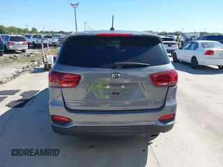 2019 Kia Sorento L with VIN 5XYPG4A3XKG605229, listed as a IAAI auction lot 41827291 with 59,594 mi miles. Bid and sale history available at carsss.com. Image 17.
