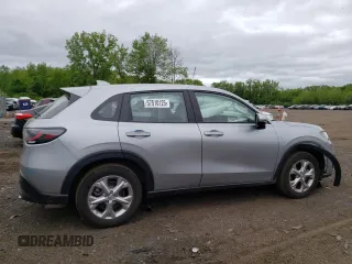 2024 Honda HR-V LX with VIN 3CZRZ2H39RM717587, listed as a Copart auction lot 57510125 with 16,033 mi miles and Salvage title. Bid and sale history available at DreamBid. Image 3.