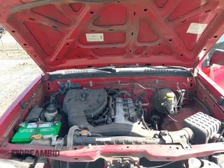 2001 Nissan Frontier XE z VIN 1N6DD21S41C390650, wystawiony jako IAAI lot #42055644 z przebiegiem 134 610 mil mil oraz . Historia ofert i sprzedaży dostępna na DreamBid. Obrazek 10.