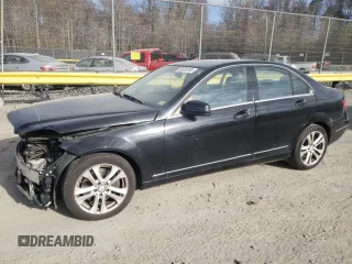 2013 Mercedes-Benz C 300 Sport z VIN WDDGF8ABXDR244970, wystawiony jako Copart lot #50632285 z przebiegiem 117 188 mil mil oraz Szkoda całkowita • Salvage title. Historia ofert i sprzedaży dostępna na DreamBid. Obrazek 1.